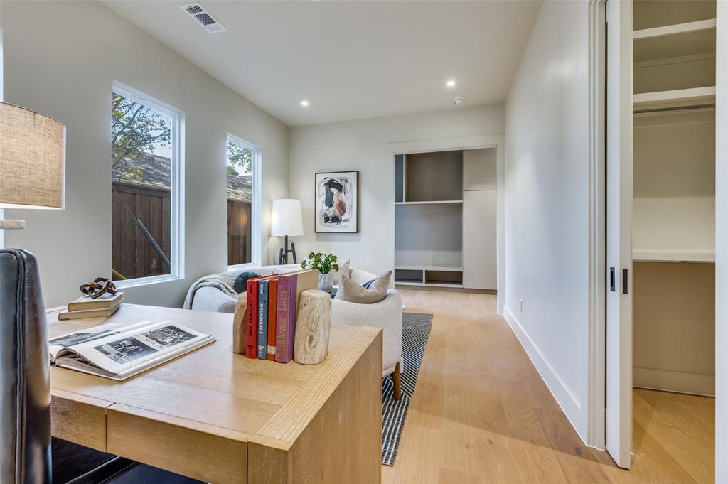 3761 Dunhaven Road Dallas, TX 75220 - Photo 20 of 34