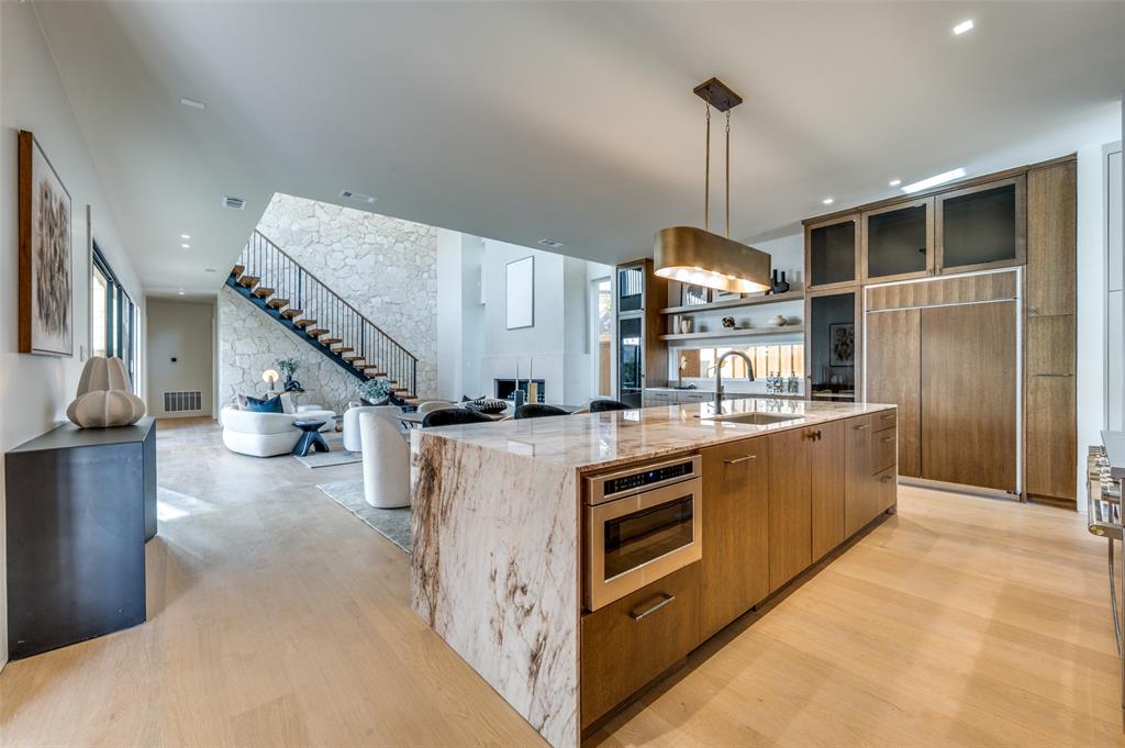 3761 Dunhaven Road Dallas, TX 75220 - Photo 5 of 34