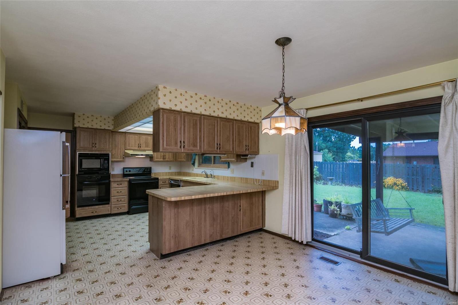 801 Indian Springs Road O'Fallon, IL 62269 - Photo 11 of 32 Gallery Image 11