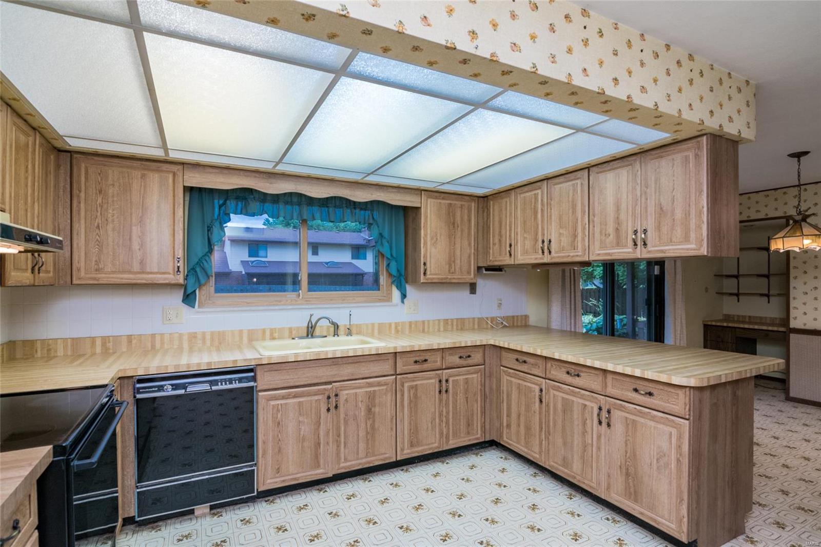 801 Indian Springs Road O'Fallon, IL 62269 - Photo 14 of 32 Gallery Image 14