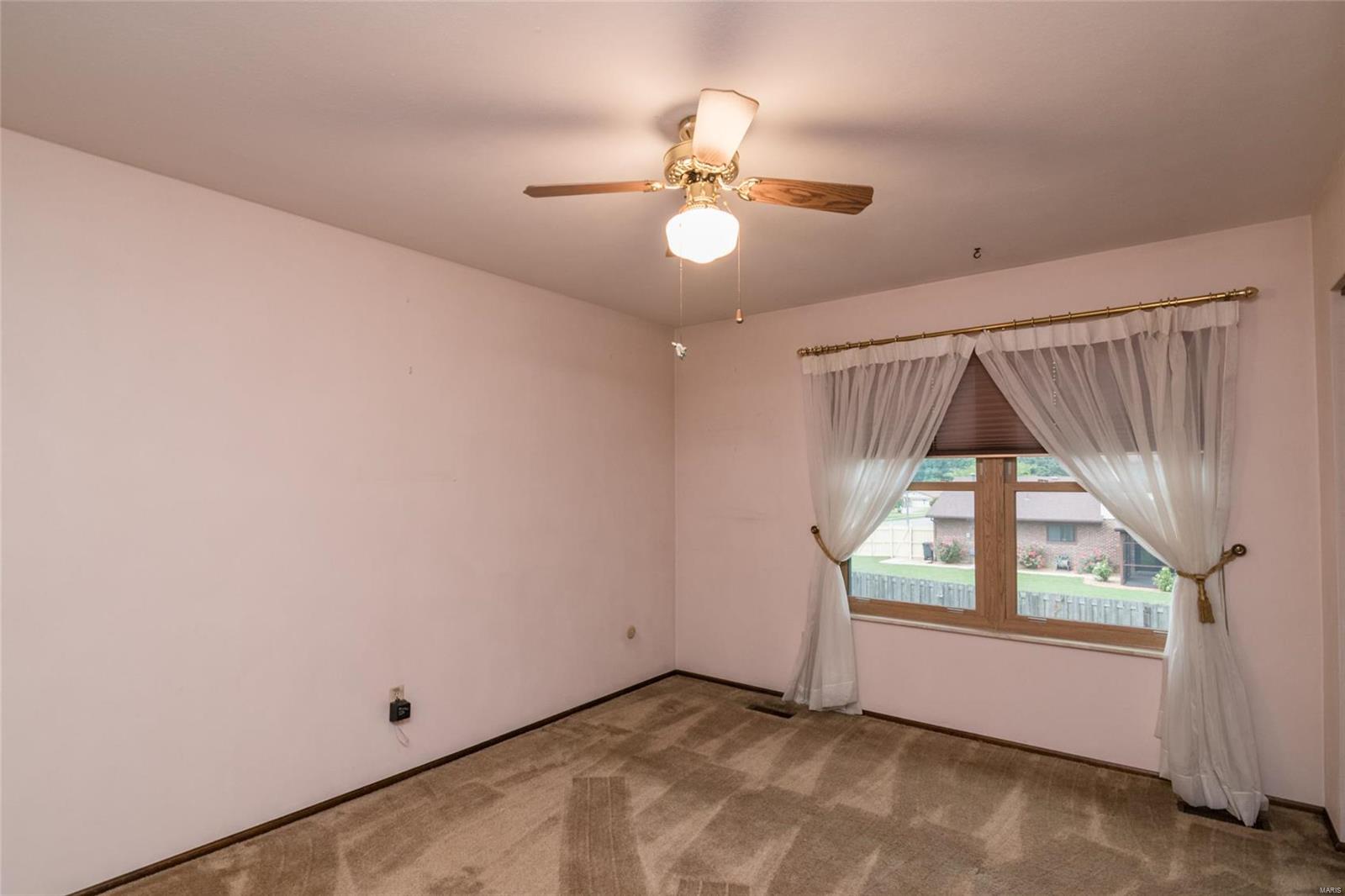 801 Indian Springs Road O'Fallon, IL 62269 - Photo 25 of 32 Gallery Image 25