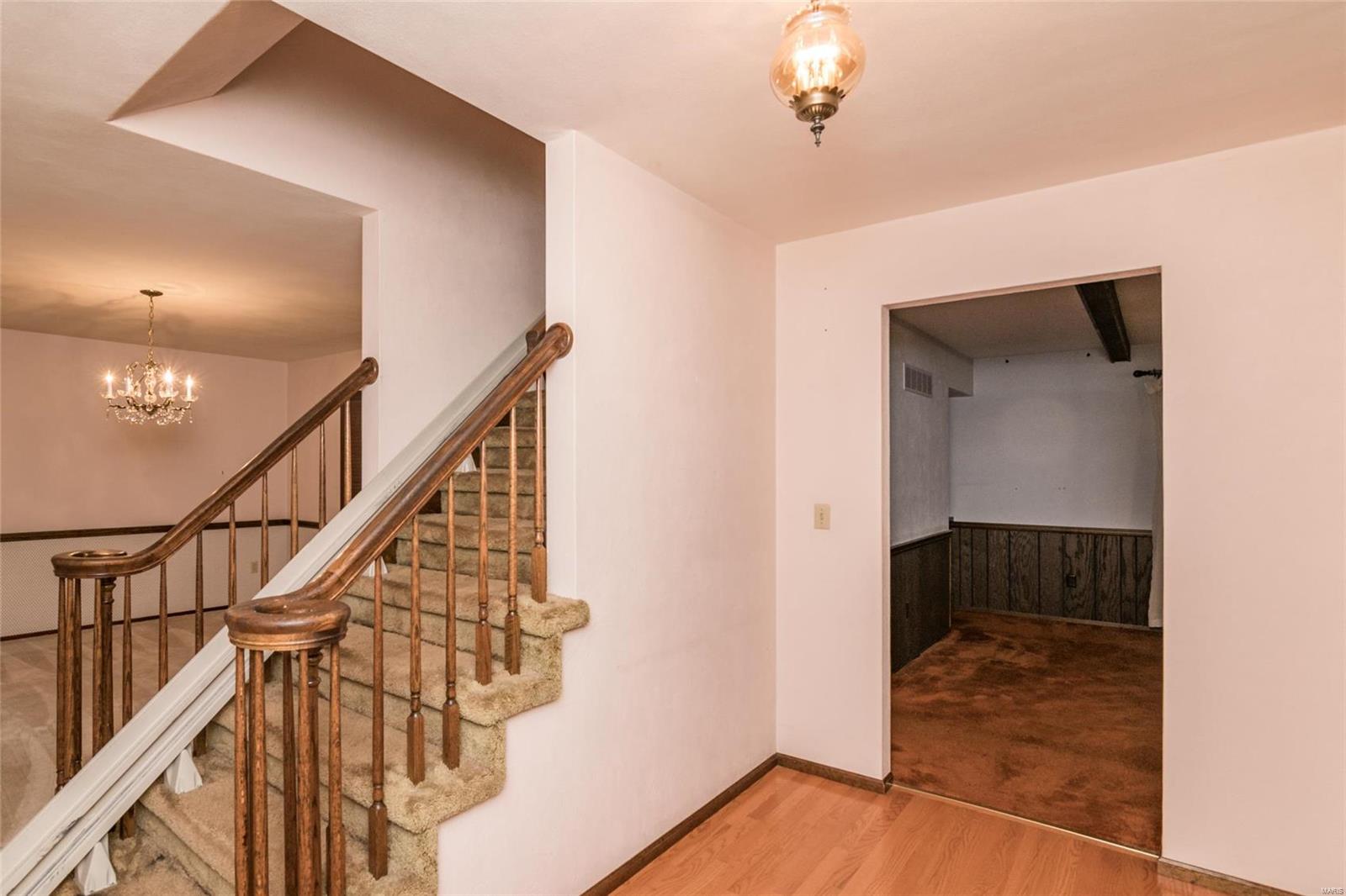 801 Indian Springs Road O'Fallon, IL 62269 - Photo 5 of 32 Gallery Image 5