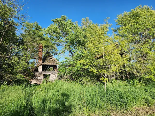 $224,500 | 17063 County Road 10 Northeast, St. Charles, MN 55972