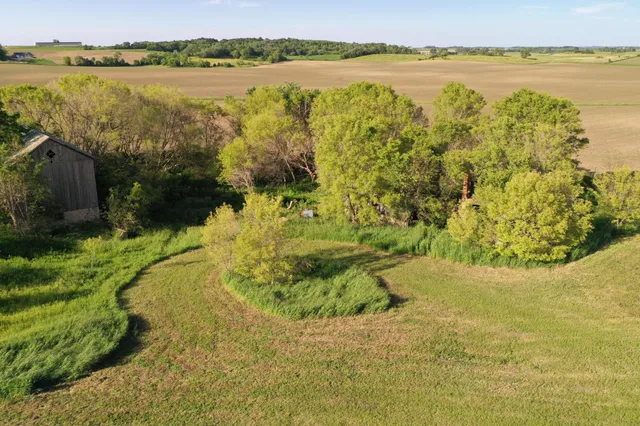 $224,500 | 17063 County Road 10 Northeast, St. Charles, MN 55972