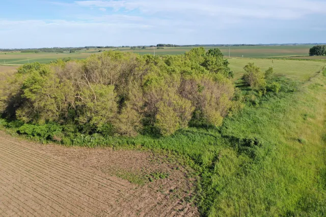 $224,500 | 17063 County Road 10 Northeast, St. Charles, MN 55972