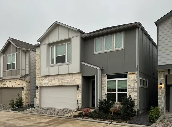 $3,150 | 8409 Soaring Sky Lane, Houston, TX 77063