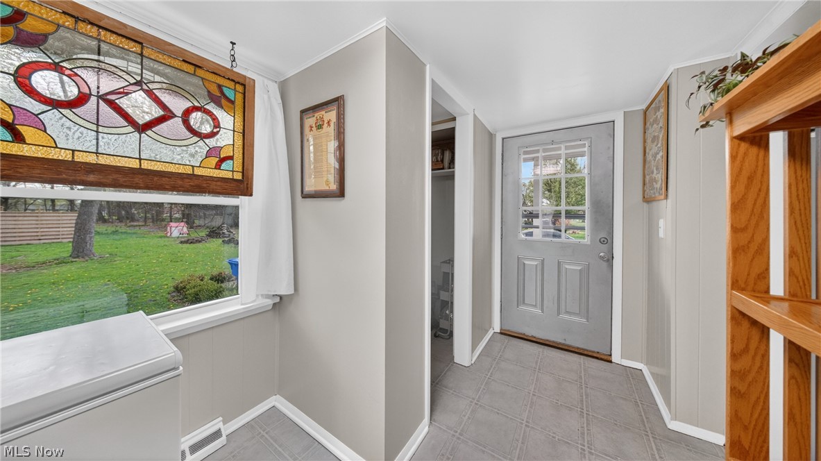 6162 Engle Road Brook Park, OH 44142 - Photo 12 of 32 Gallery Image 12