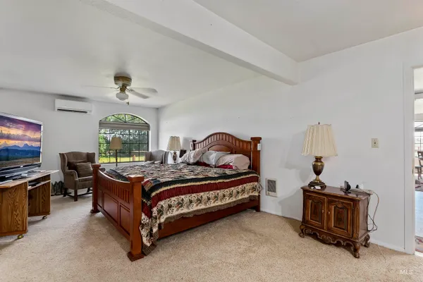 $989,000 | 1289 East 2350th Street South, Bliss, ID 83314