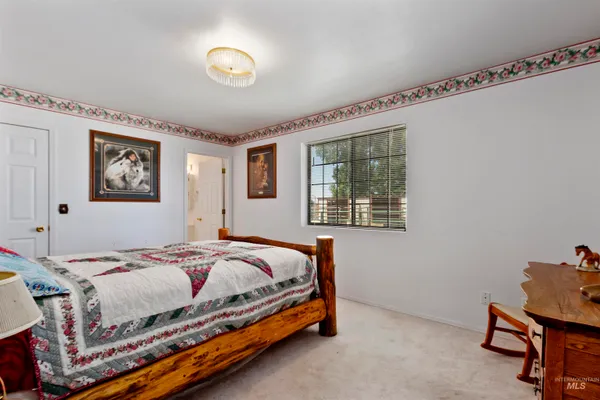 $989,000 | 1289 East 2350th Street South, Bliss, ID 83314