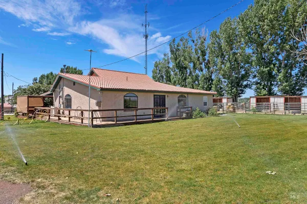 $989,000 | 1289 East 2350th Street South, Bliss, ID 83314