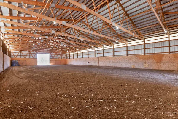 $989,000 | 1289 East 2350th Street South, Bliss, ID 83314