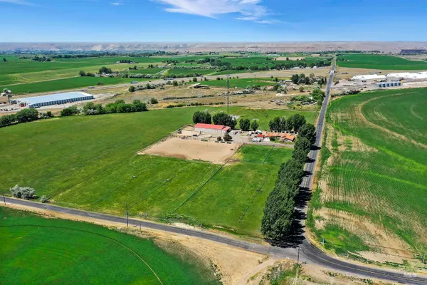 $989,000 | 1289 East 2350th Street South, Bliss, ID 83314