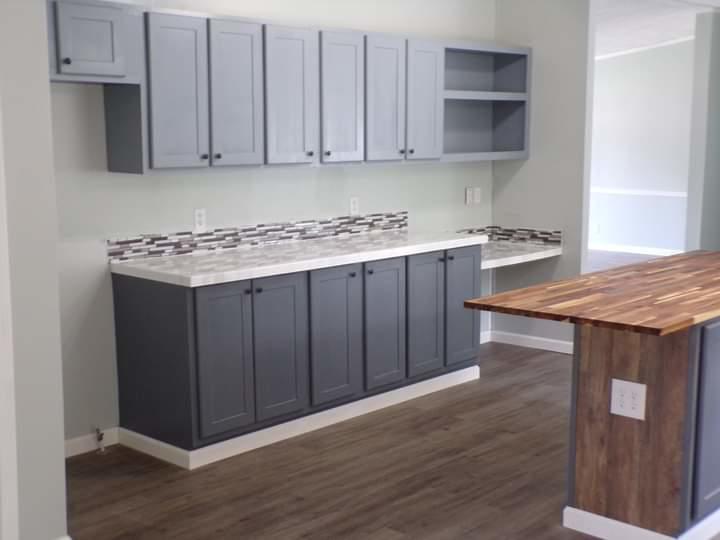 306 Rochester Avenue Middlesboro, KY 40965 - Photo 10 of 15 FB_IMG_1628562972450