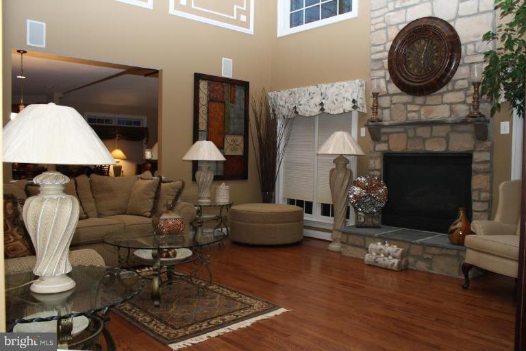 14327 Driftwood Road Bowie, MD 20721 - Photo 7 of 30 Family Room