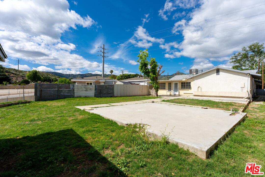 25056 Wiley Canyon Road Newhall, CA 91321 - Photo 24 of 28