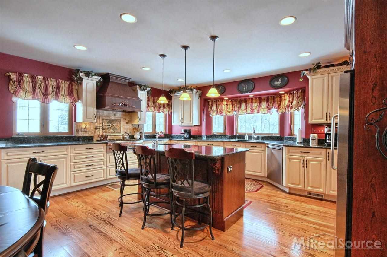 1142 Audubon Road Grosse Pointe Park, MI 48230 - Photo 9 of 23