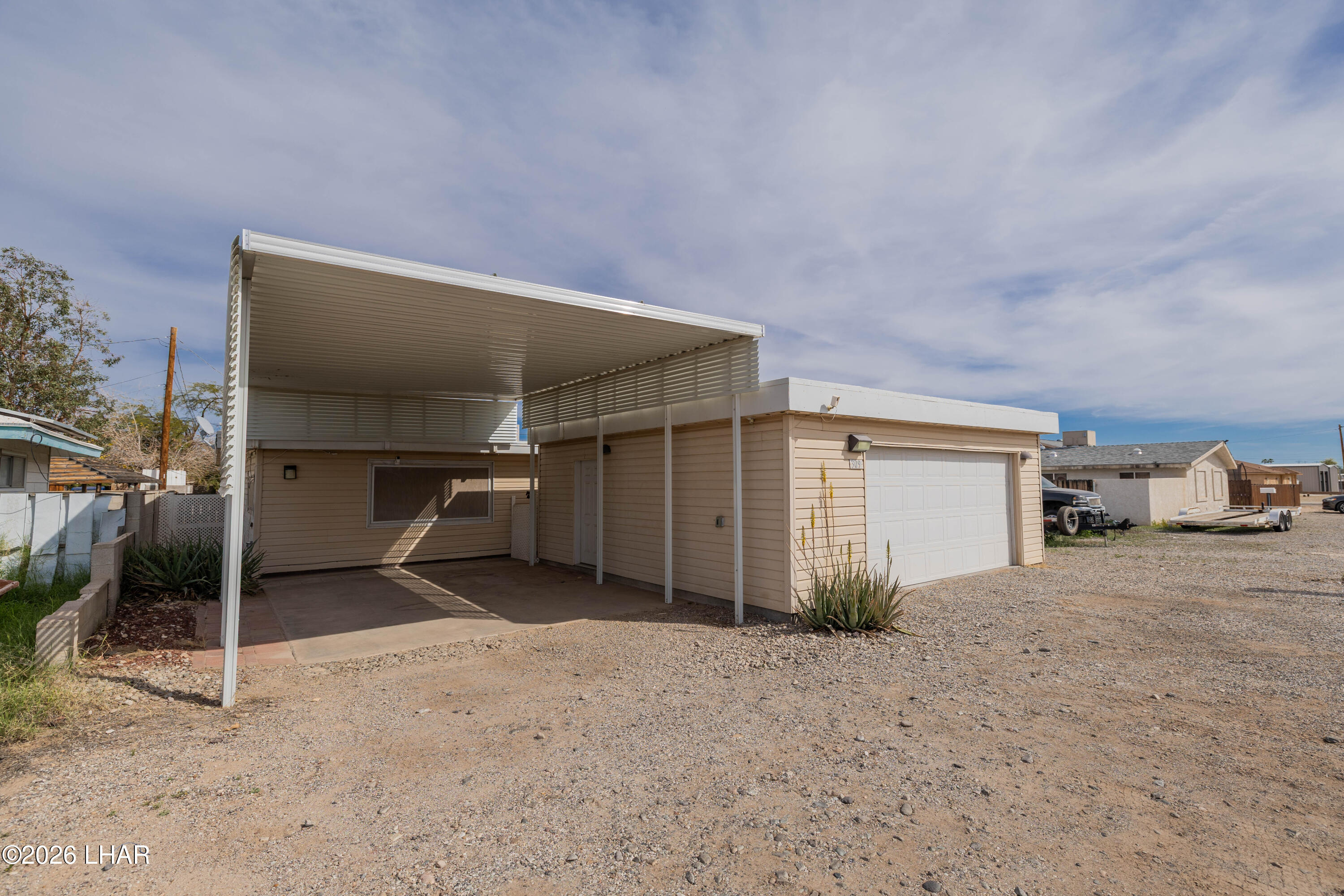 309 Ocotillo Avenue Parker, AZ 85344 - Photo 2 of 42 F48A9114