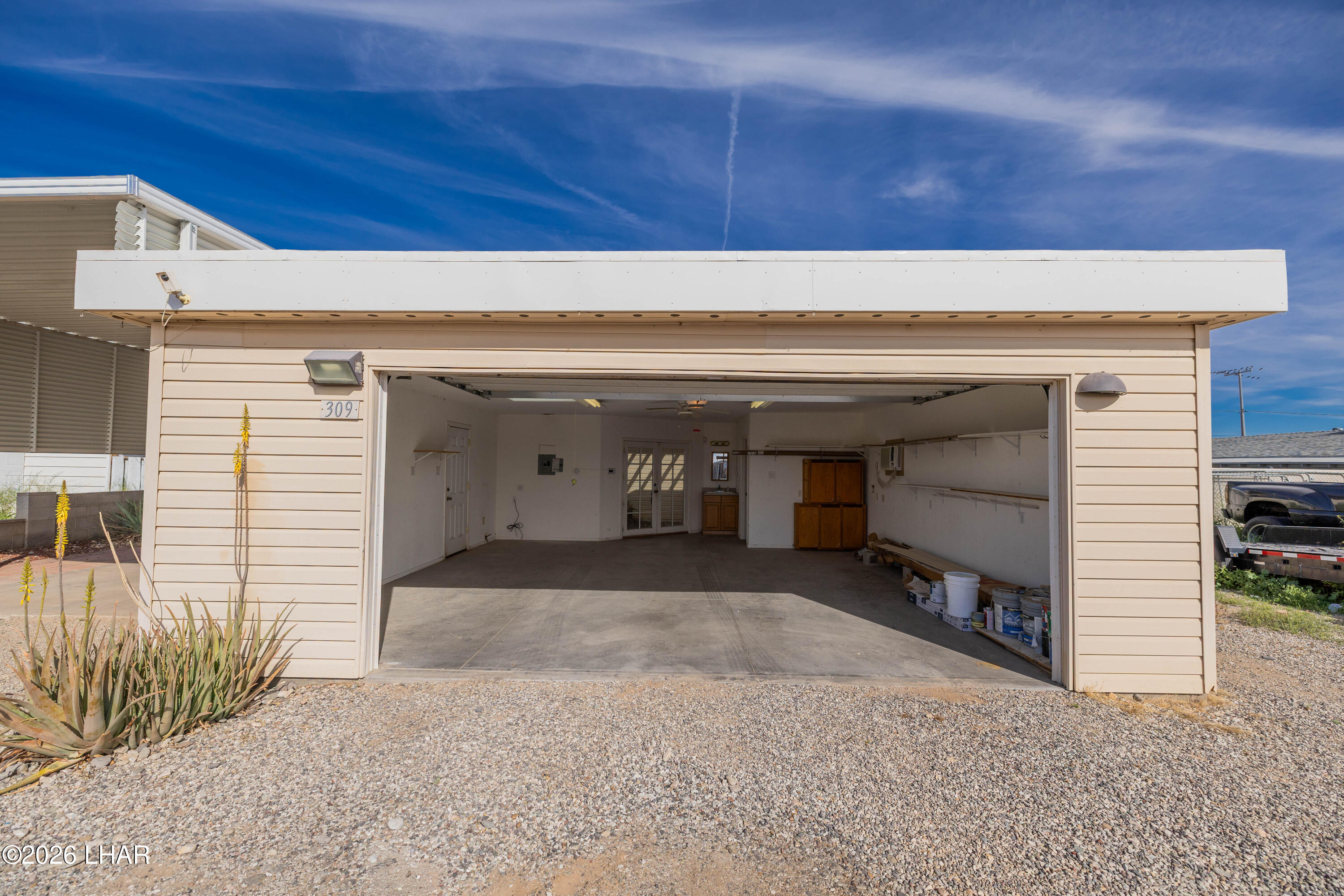 309 Ocotillo Avenue Parker, AZ 85344 - Photo 4 of 42 F48A9107
