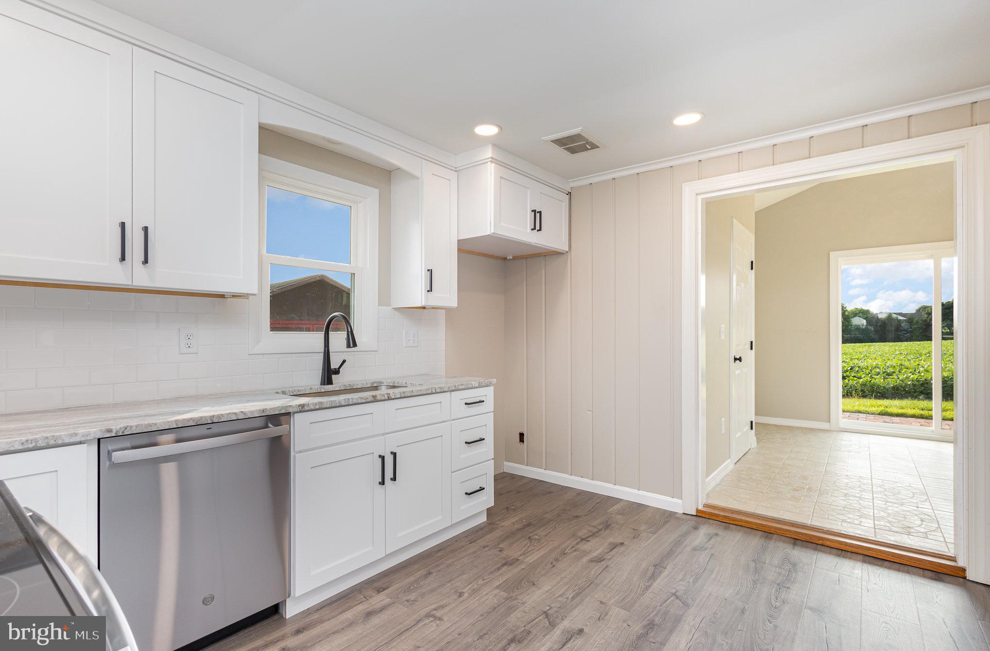 609 Rife Run Road Manheim, PA 17545 - Photo 11 of 30 Kitchen