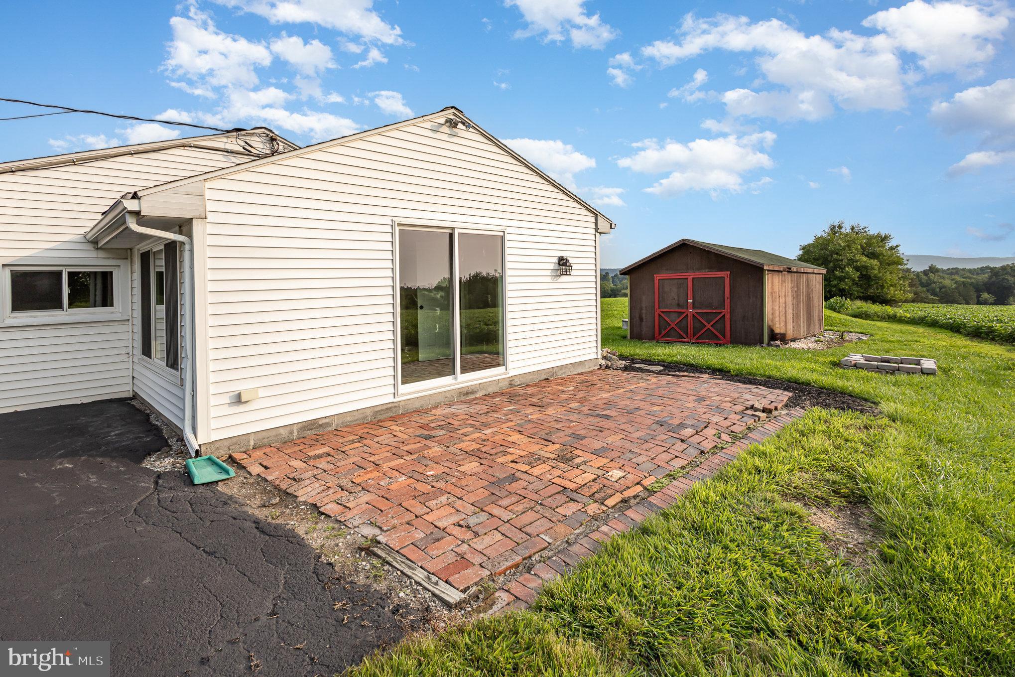 609 Rife Run Road Manheim, PA 17545 - Photo 26 of 30 Patio