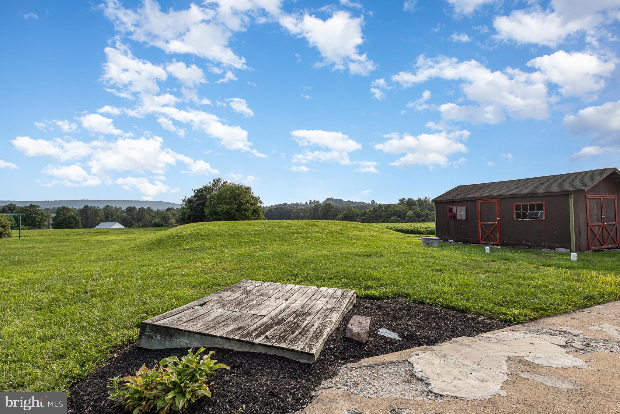 609 Rife Run Road Manheim, PA 17545 - Photo 28 of 30 Yard
