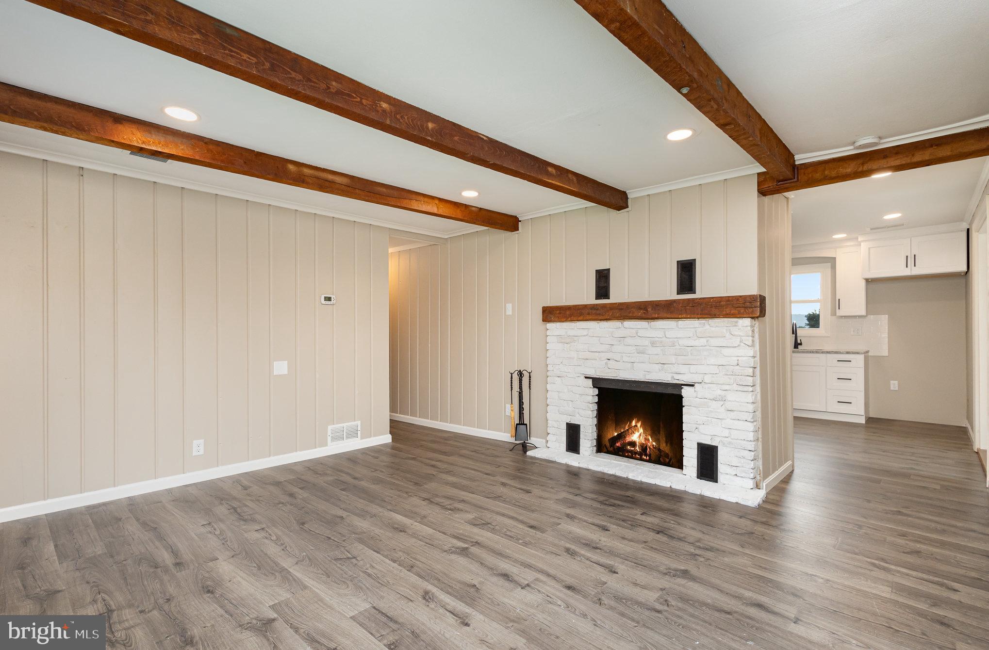 609 Rife Run Road Manheim, PA 17545 - Photo 7 of 30 Living Room