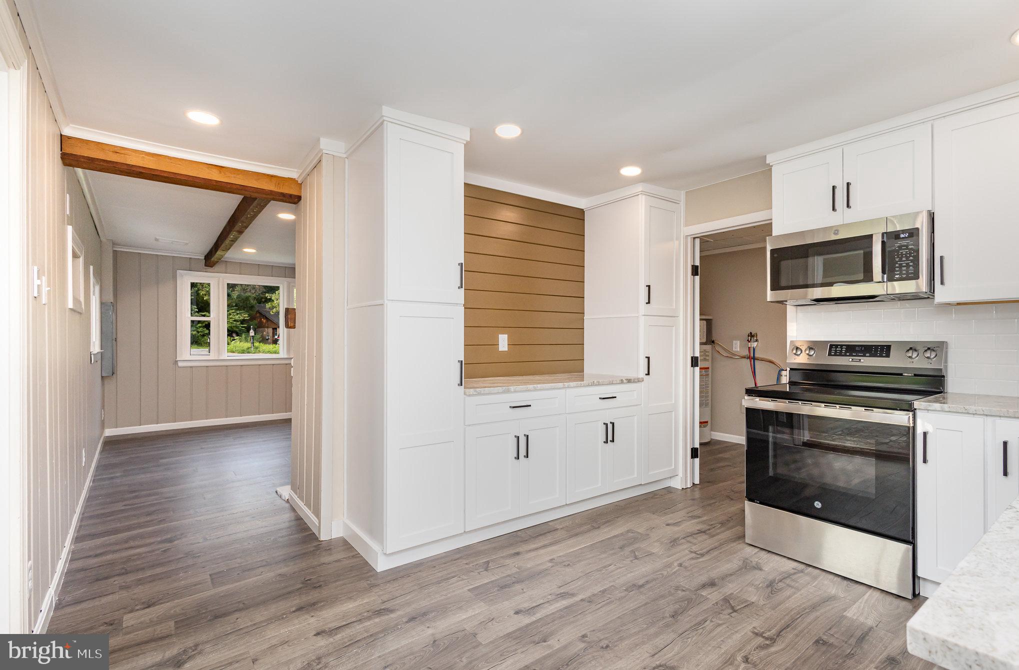 609 Rife Run Road Manheim, PA 17545 - Photo 10 of 30 Kitchen