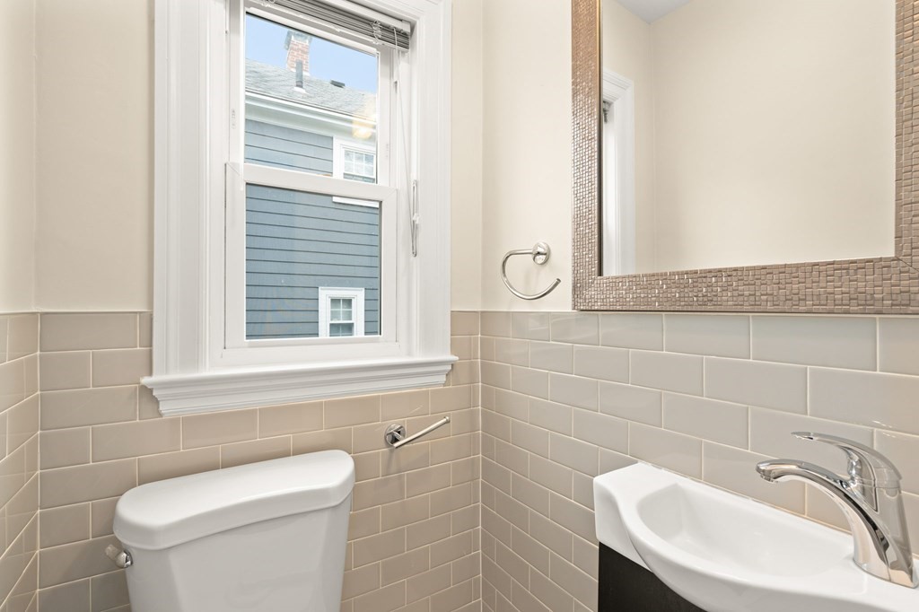 6 Sunnybank Road Boston, MA 02132 - Photo 16 of 36