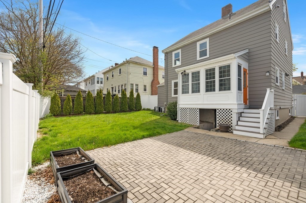 6 Sunnybank Road Boston, MA 02132 - Photo 35 of 36