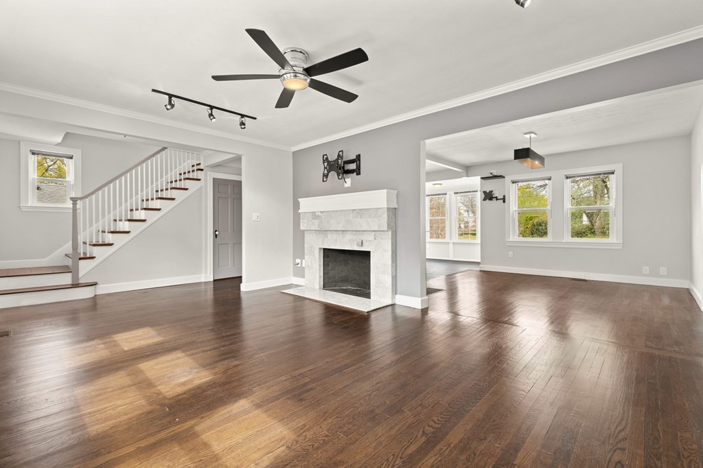 6 Sunnybank Road Boston, MA 02132 - Photo 7 of 36