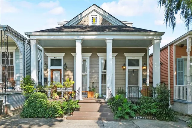 $514,000 | 424 Henry Clay Avenue, Unit 424, New Orleans, LA 70118