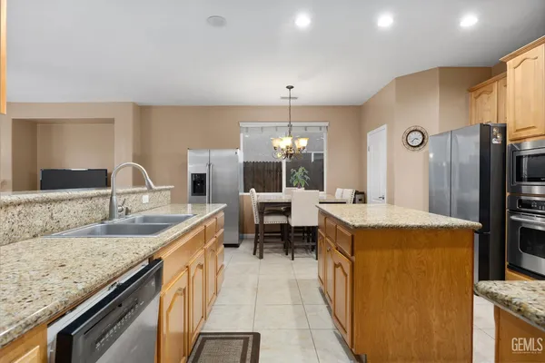 $584,900 | Undisclosed Address, Bakersfield, CA 93311