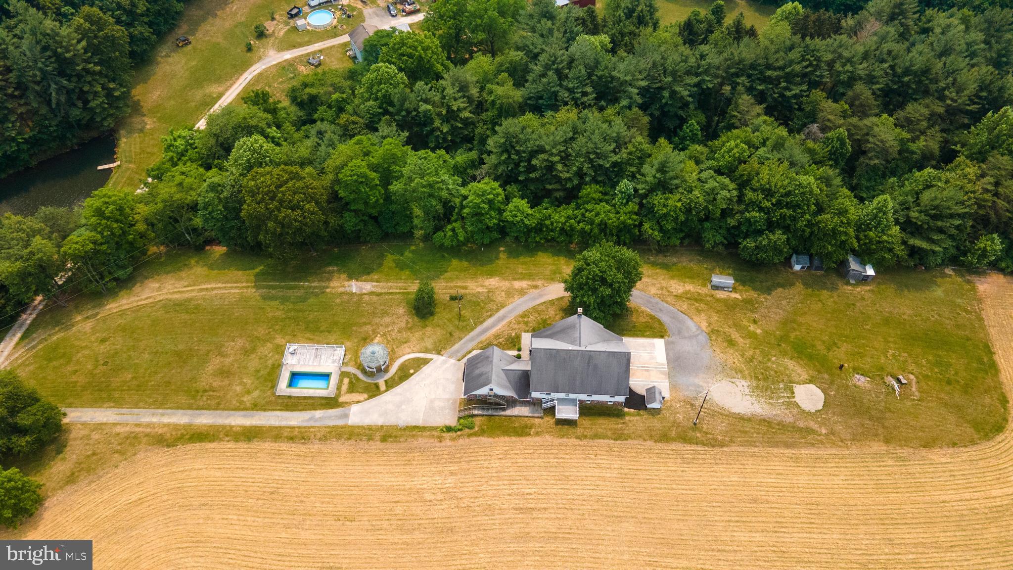 4155 Rinehart Road Westminster, MD 21158 - Photo 48 of 56 Gallery Image 48