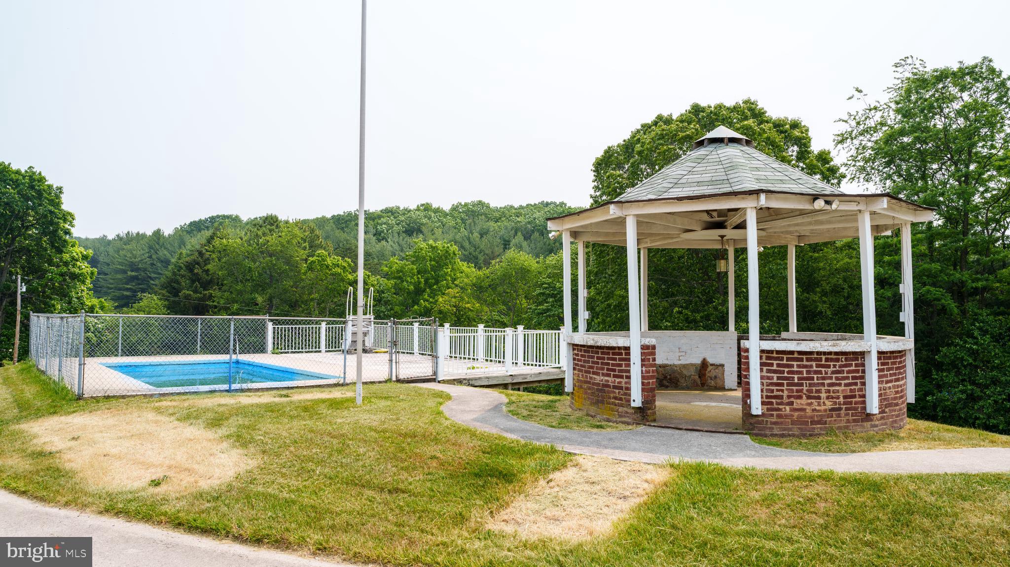 4155 Rinehart Road Westminster, MD 21158 - Photo 51 of 56 Gallery Image 51