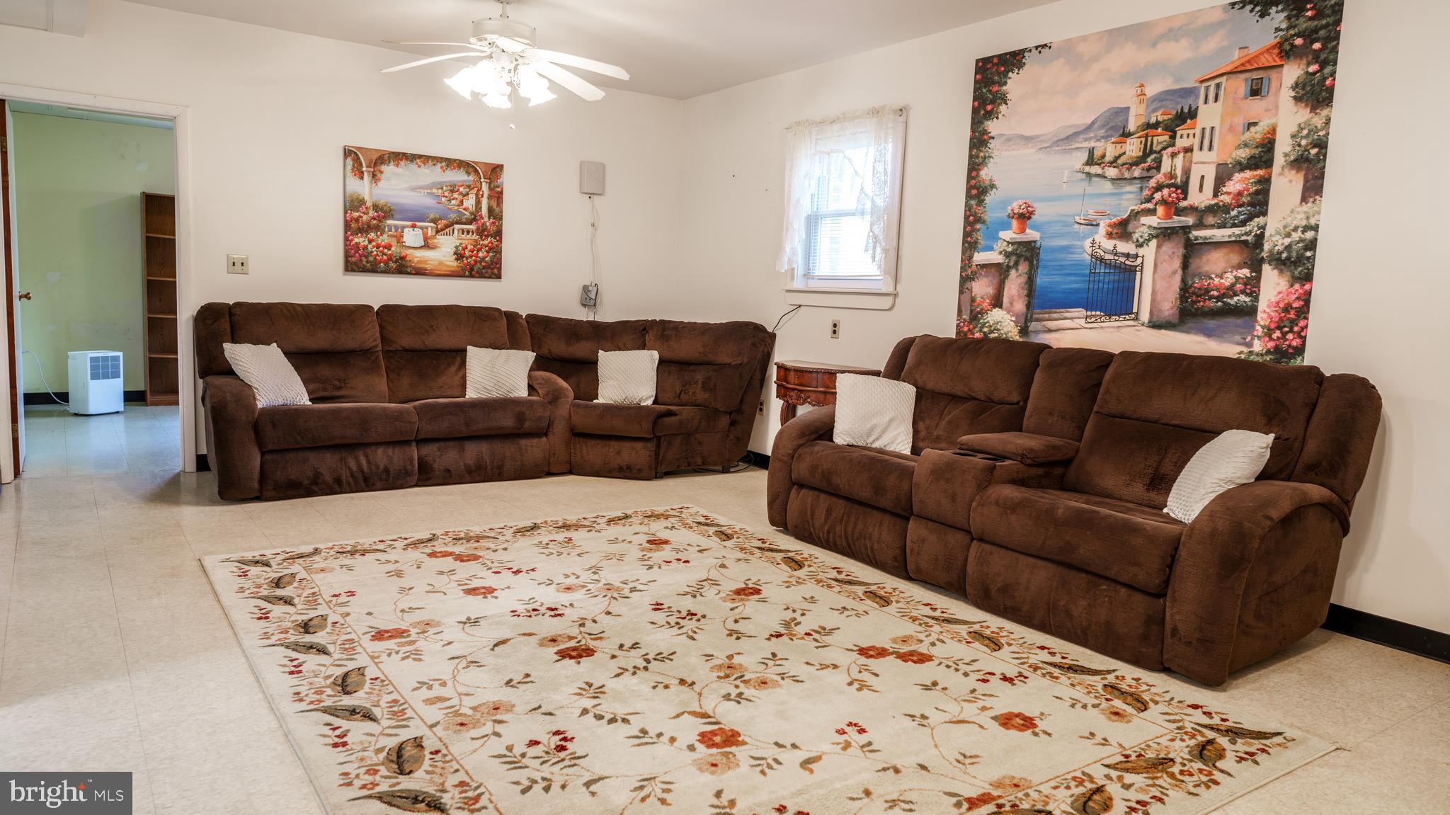 4155 Rinehart Road Westminster, MD 21158 - Photo 10 of 56 Gallery Image 10