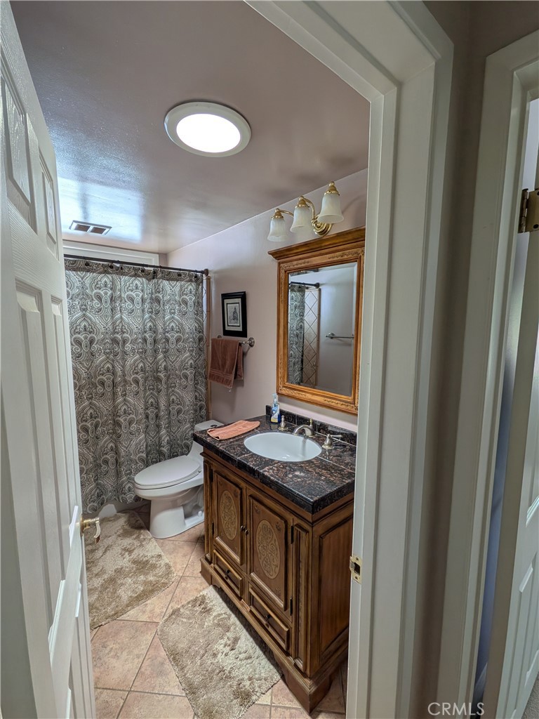 15739 Lone Ridge Place La Mirada, CA 90638 - Photo 20 of 39 Guest Bathroom