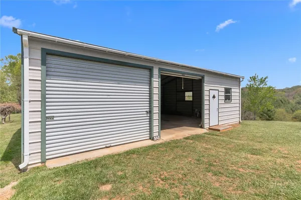 $749,000 | 552 Dirt Nose Drive, Sparta, NC 28675