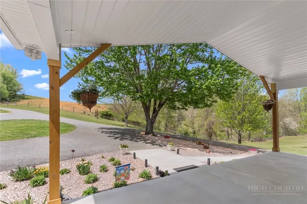 $749,000 | 552 Dirt Nose Drive, Sparta, NC 28675