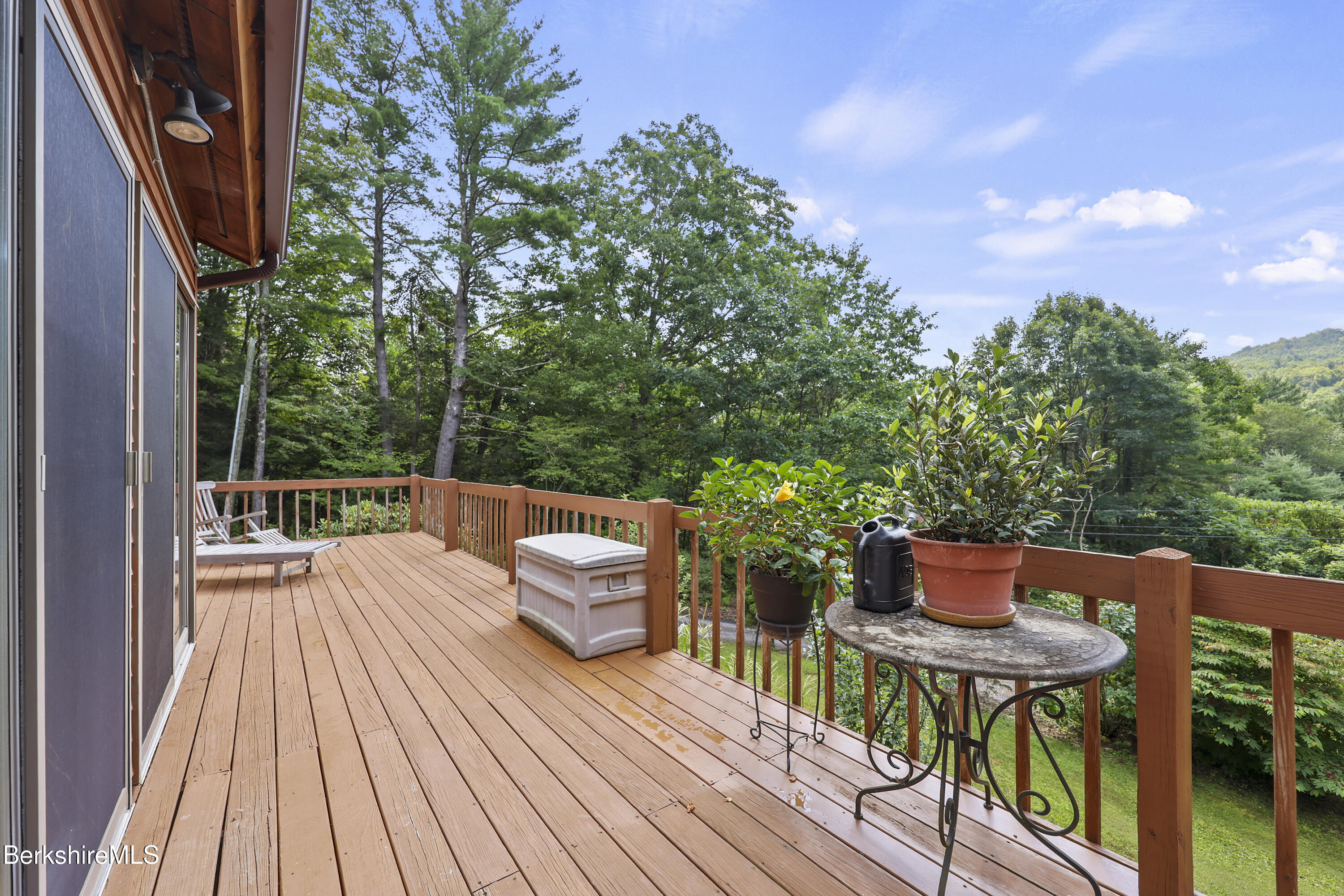 210 Front Deck