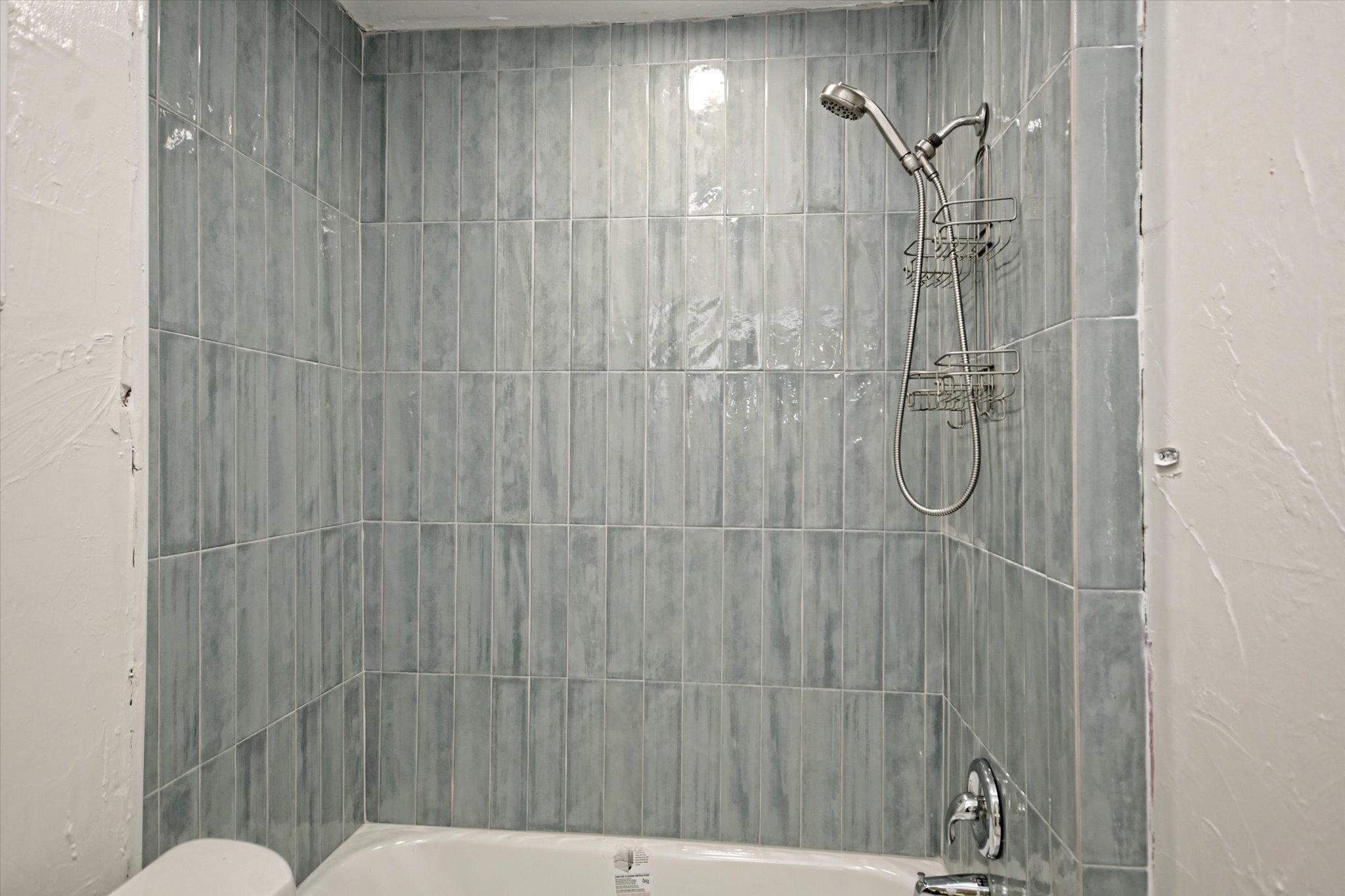 3409 Banton Road Austin, TX 78722 - Photo 12 of 31 Primary Bathroom