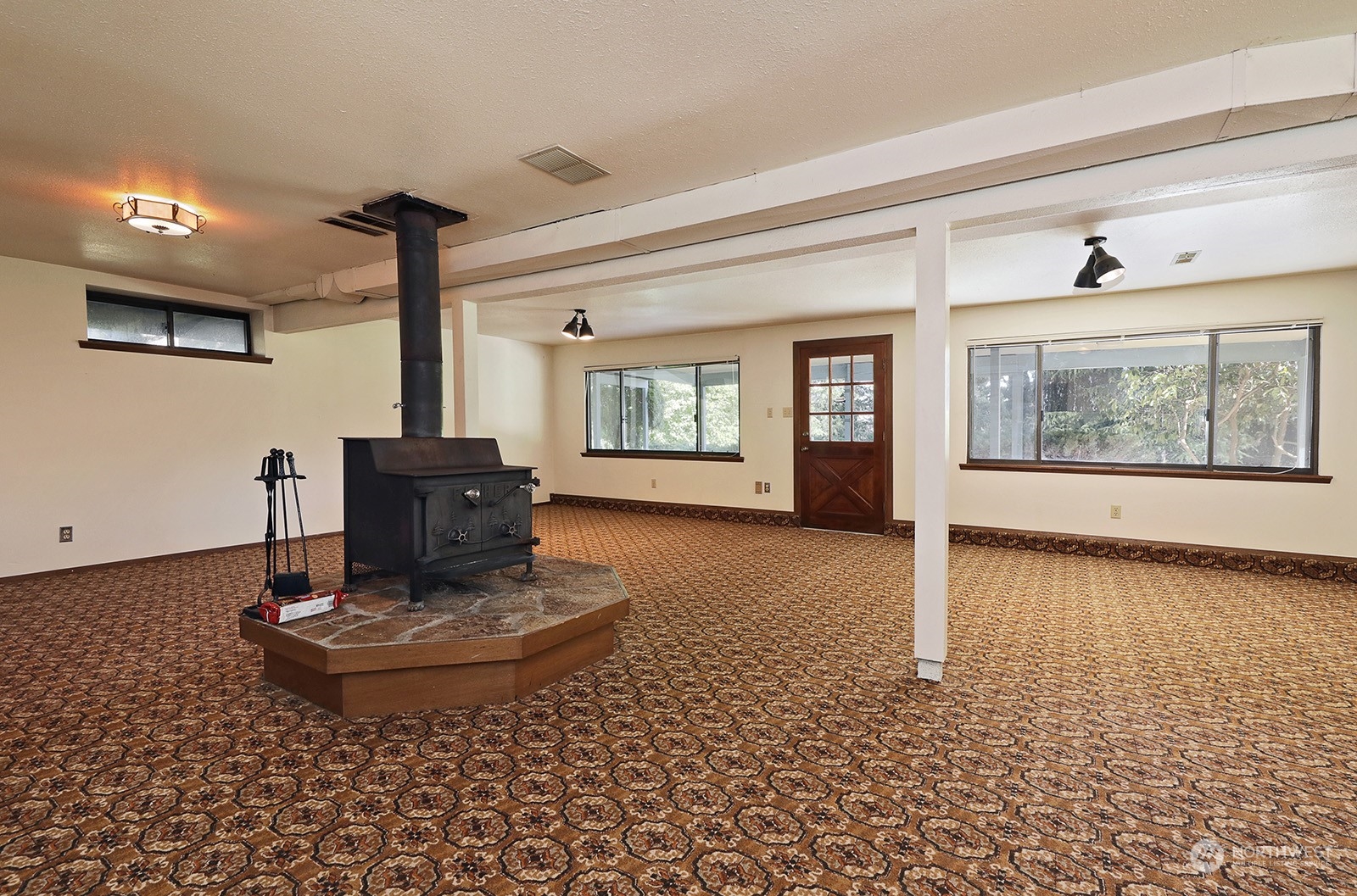 7020 Heggeness Road Clinton, WA 98236 - Photo 29 of 40 Gallery Image 29