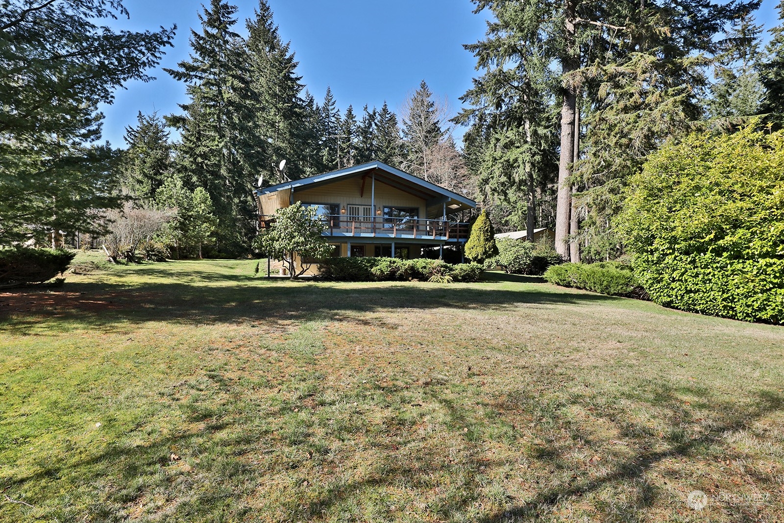 7020 Heggeness Road Clinton, WA 98236 - Photo 33 of 40 Gallery Image 33