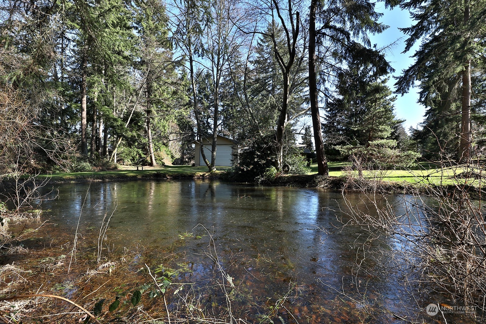 7020 Heggeness Road Clinton, WA 98236 - Photo 6 of 40 Gallery Image 6