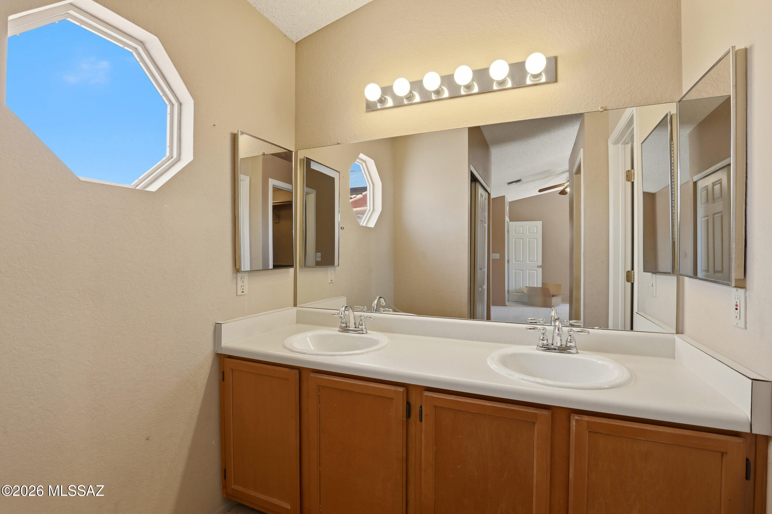 3480 West Sky Ridge Loop Tucson, AZ 85742 - Photo 23 of 33
