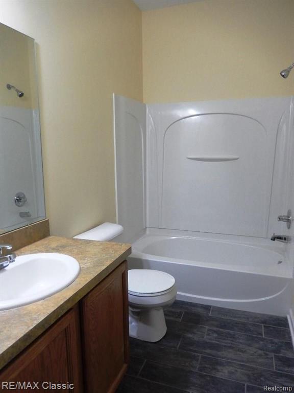540 Riviera Court, Unit 244 Walled Lake, MI 48390 - Photo 11 of 39