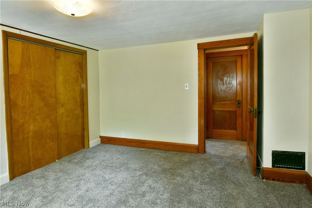 722 5th Street Struthers, OH 44471 - Photo 29 of 36