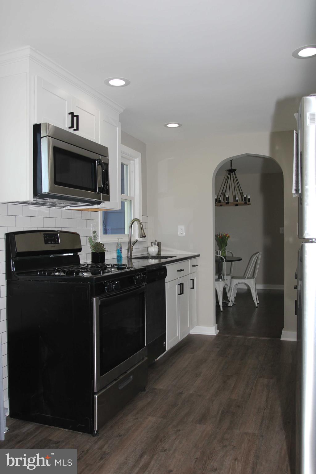 77 Blackwell Road Pennington, NJ 08534 - Photo 20 of 28 Kitchen