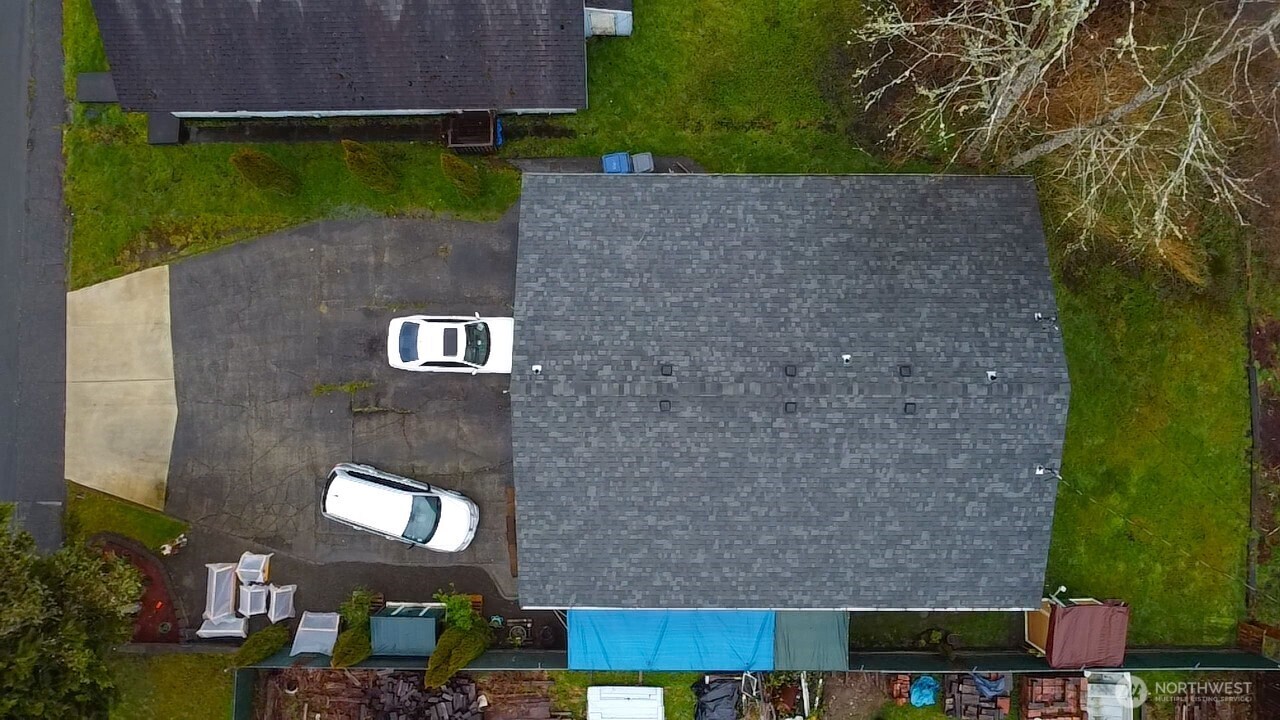 507 S. West Boulevard Aberdeen, WA 98520 - Photo 3 of 4 an aerial view of a house