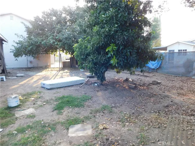 a view of a white house