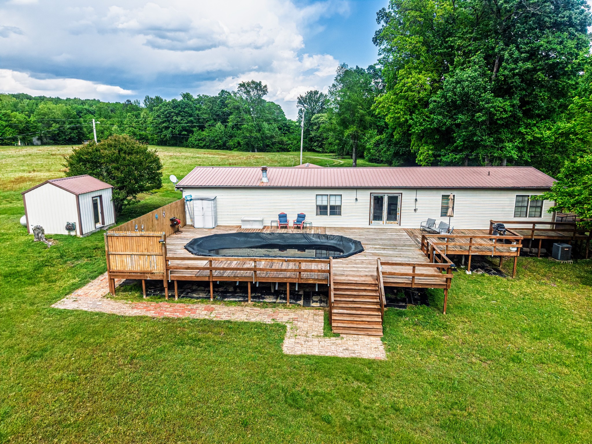 9515 Highway 147 Stewart, TN 37175 - Photo 17 of 34